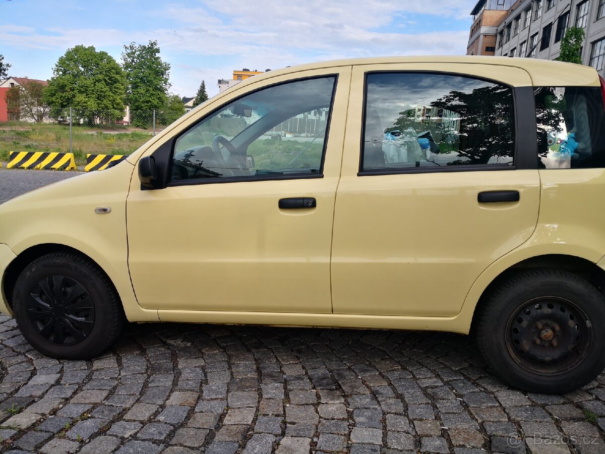 Prodam Fiat Panda 1.1, typ 169 žlute barvy rok 2007