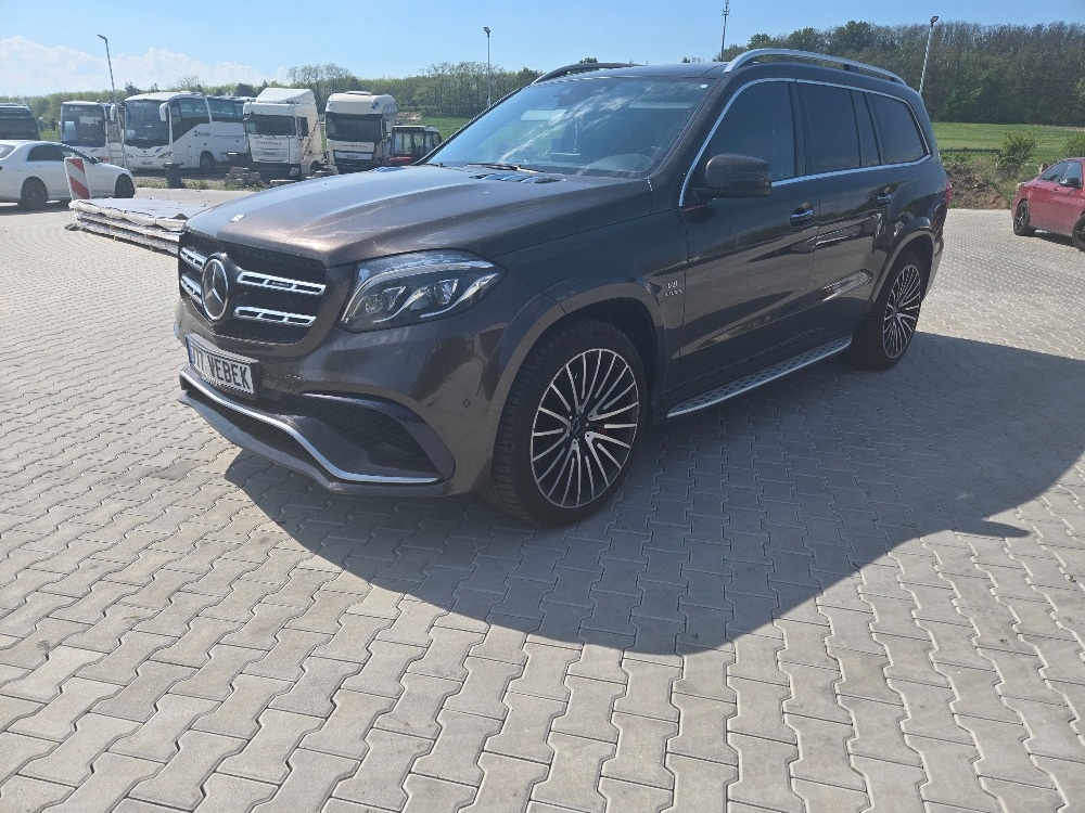 Mercedes Benz AMG GLS 63