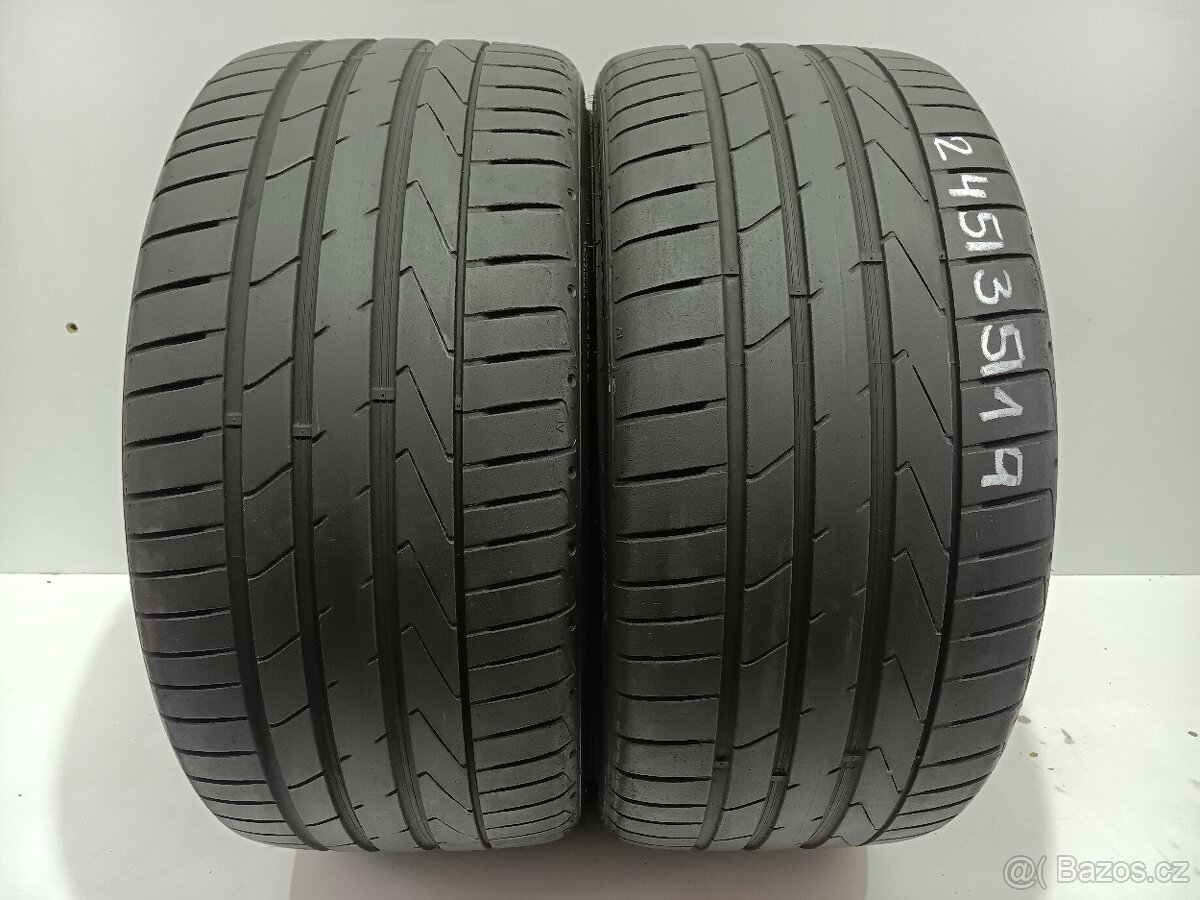 2ks letní pneu 245/35/19 Hankook