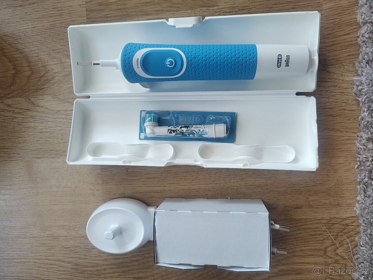 Braun Oral-B dětský kartáček