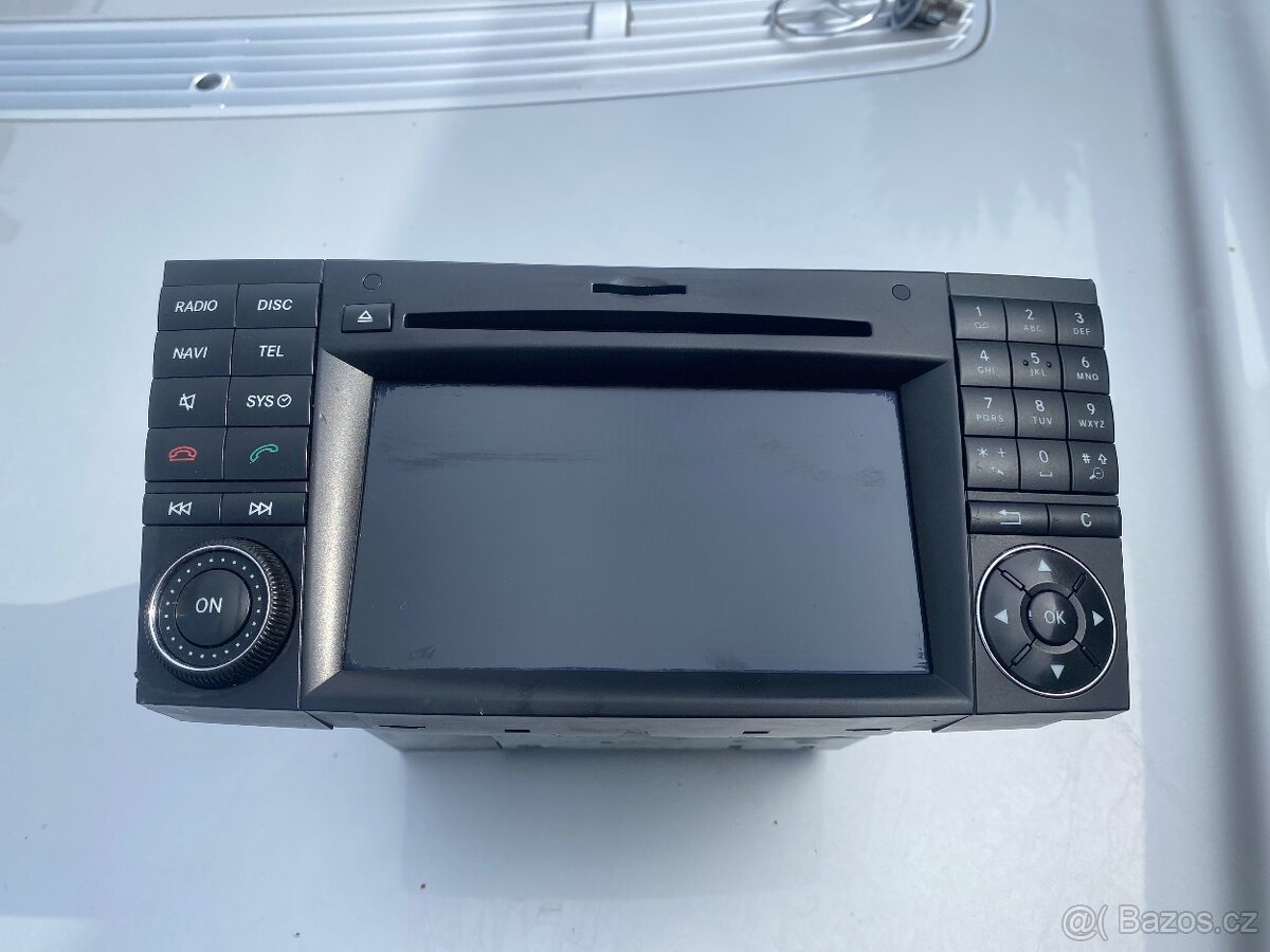 Mercedes w211 radio