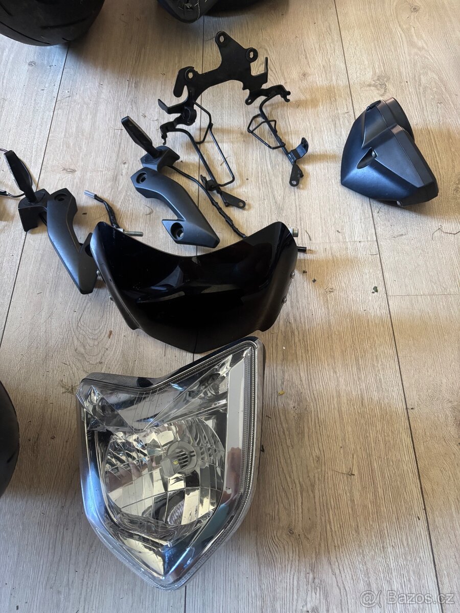 Predni cast z Yamaha Fz1N 06-13