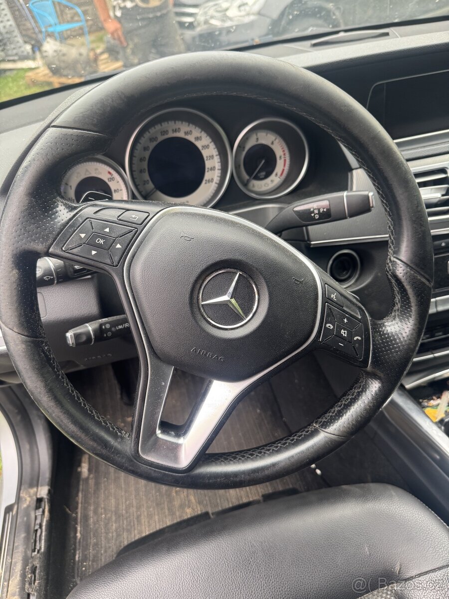 volant Mercedes w212 s airbagem