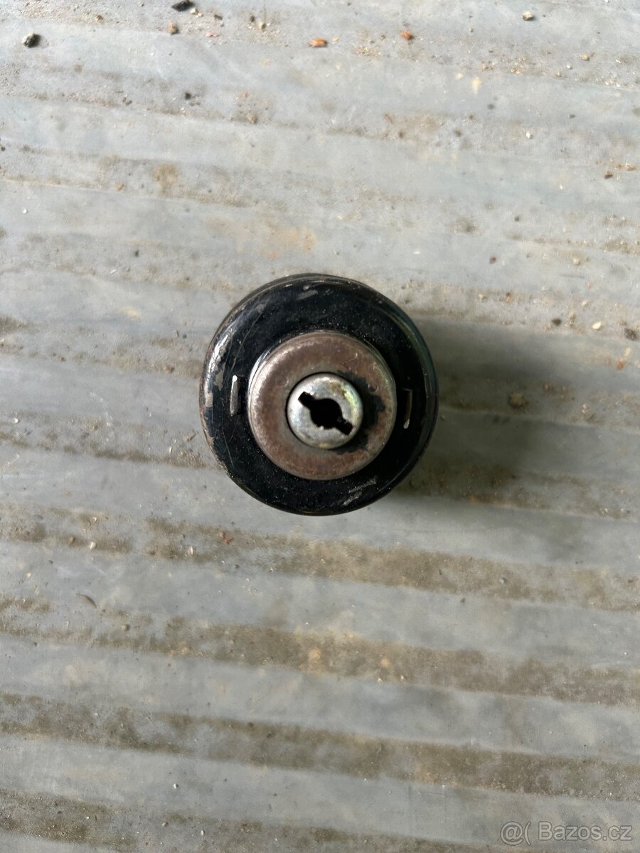 Spínačka original bosch