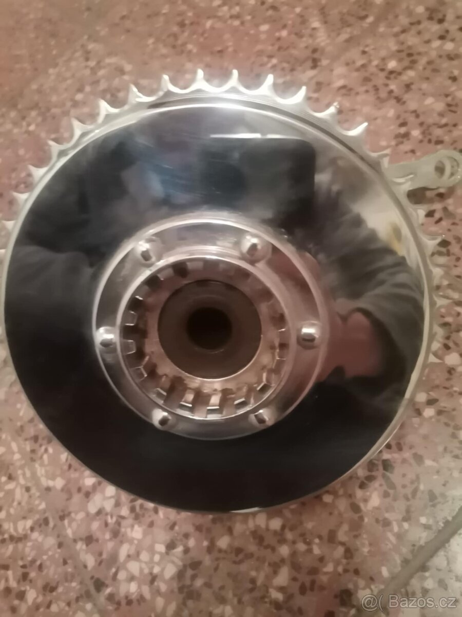 Jawa perak rozeta
