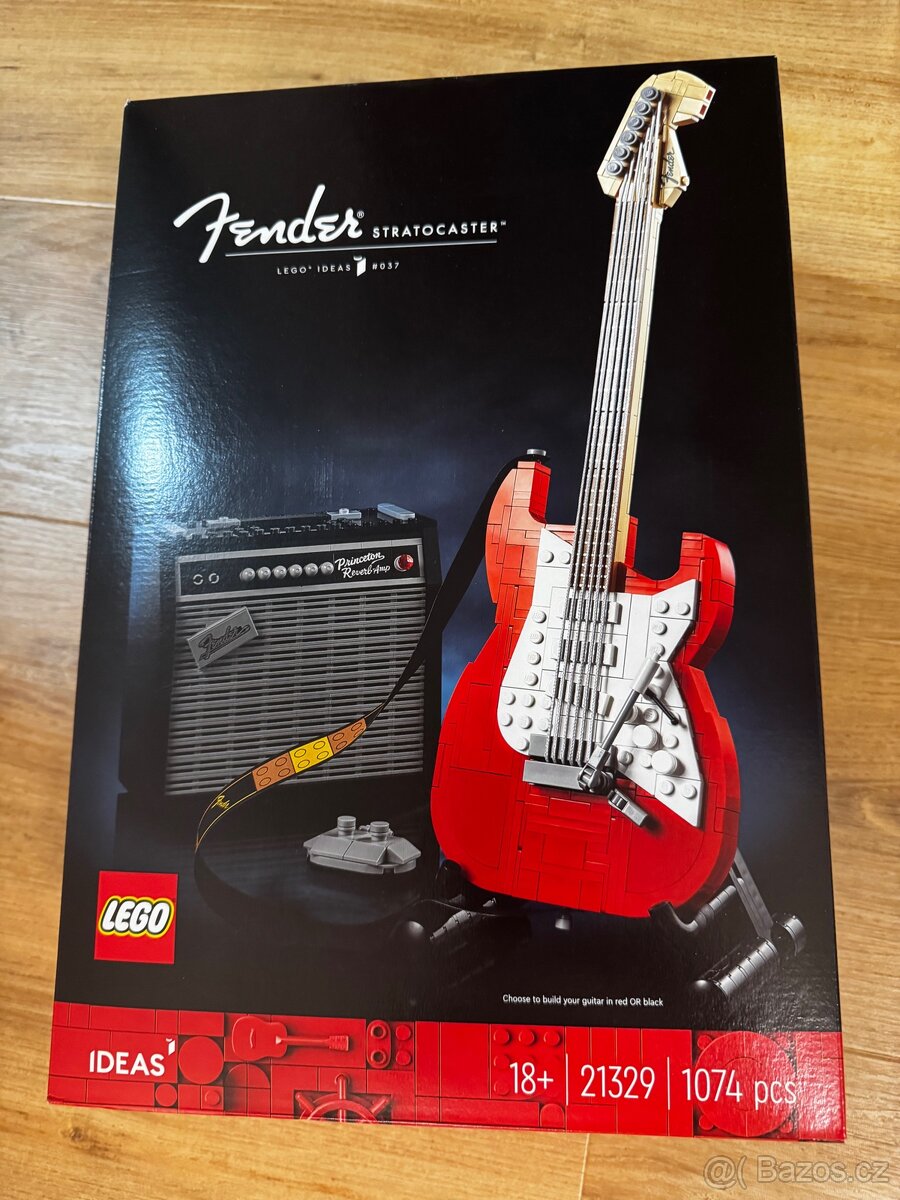 Lego IDEAS Fender Stratocaster