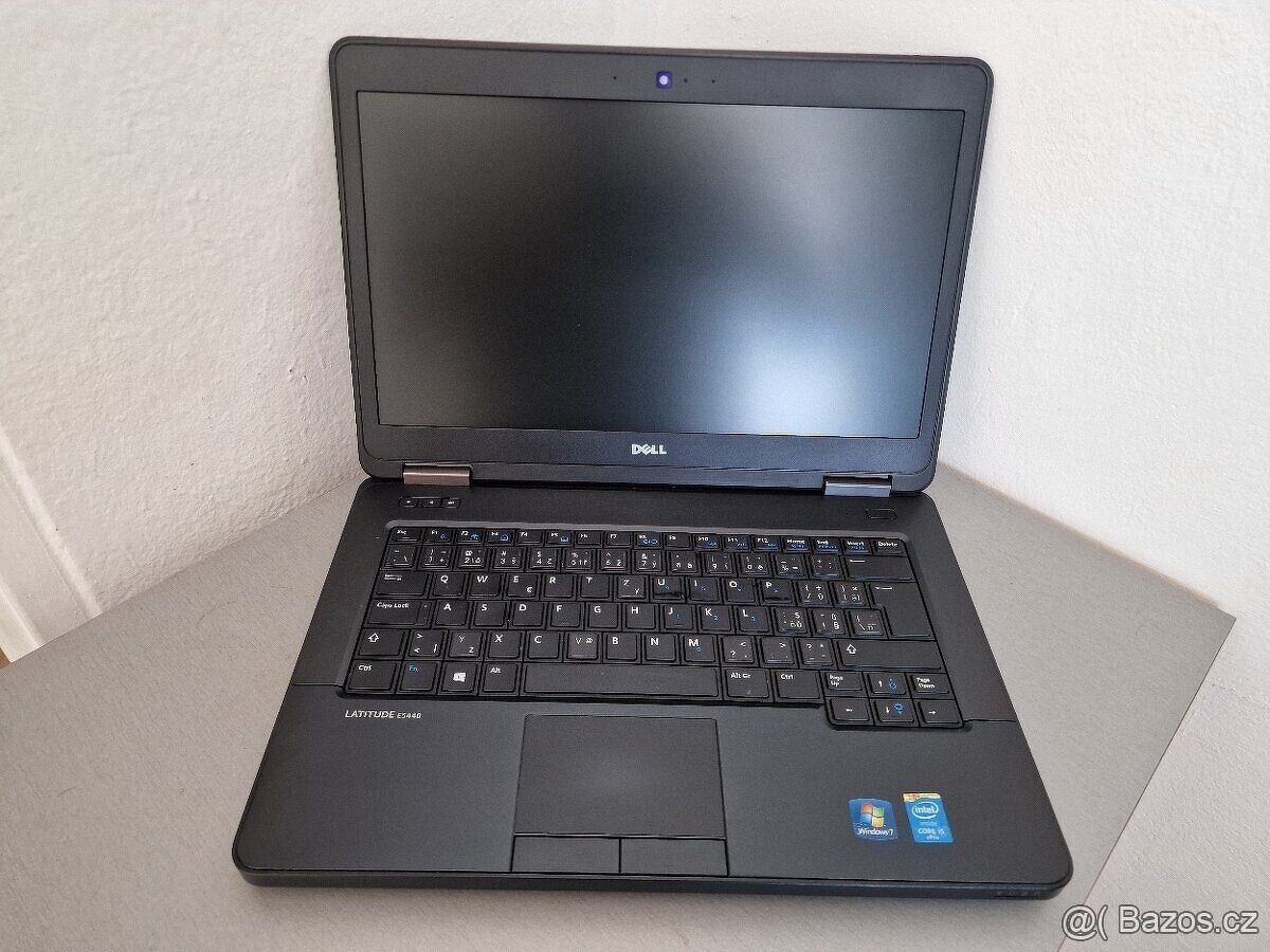 Dell Latitude E5440 Nová Baterie na filmy internet kancelářs
