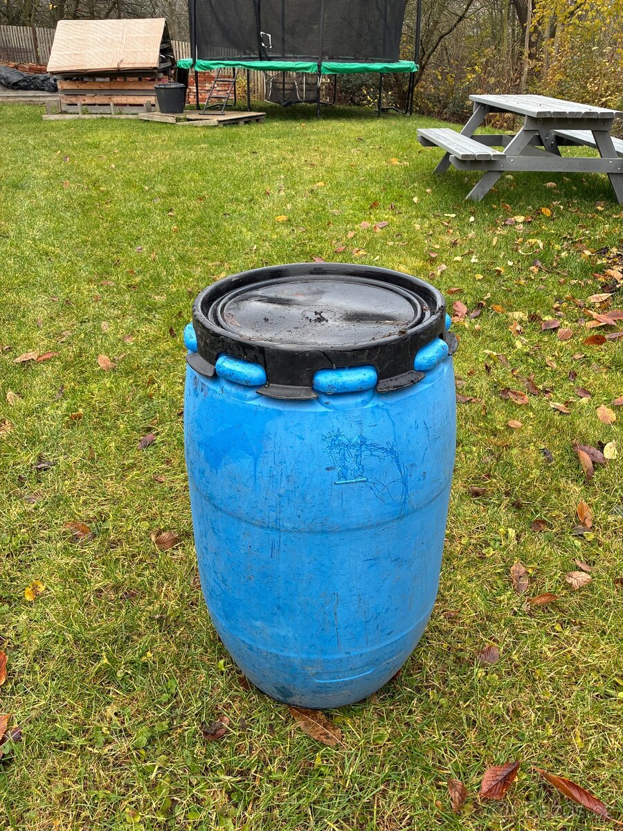 Plastový sud 120 l na vodu