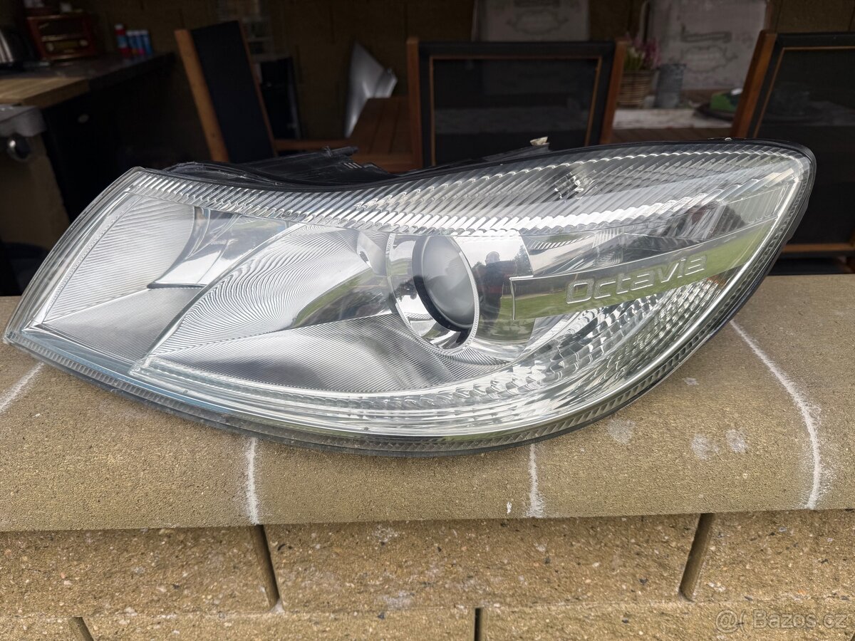 Levé přední světlo Škoda Octavia 2