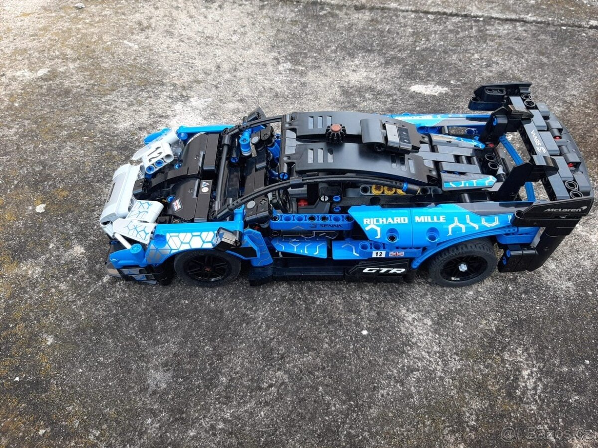LEGO Technic 42123 McLaren Senna GTR