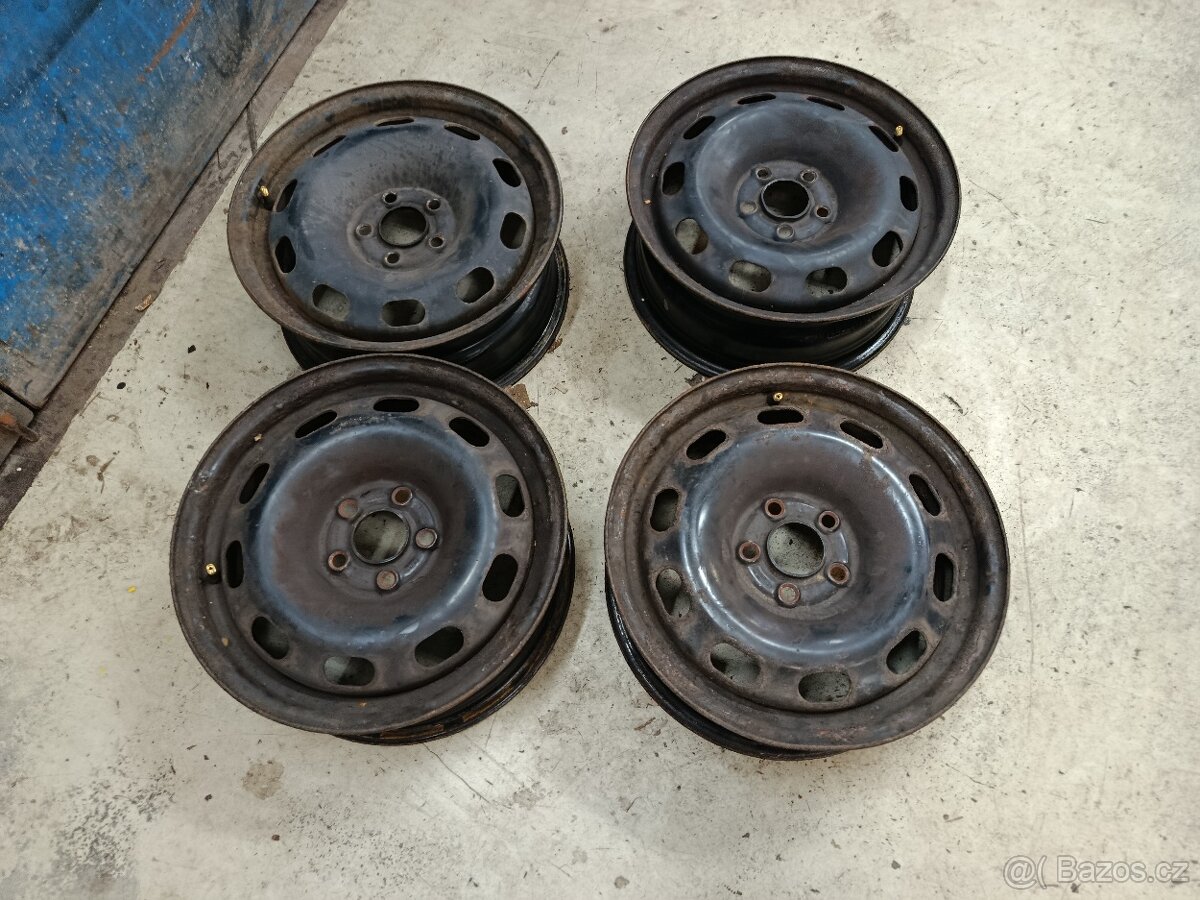 Plechové disky Octavia 1 15 "