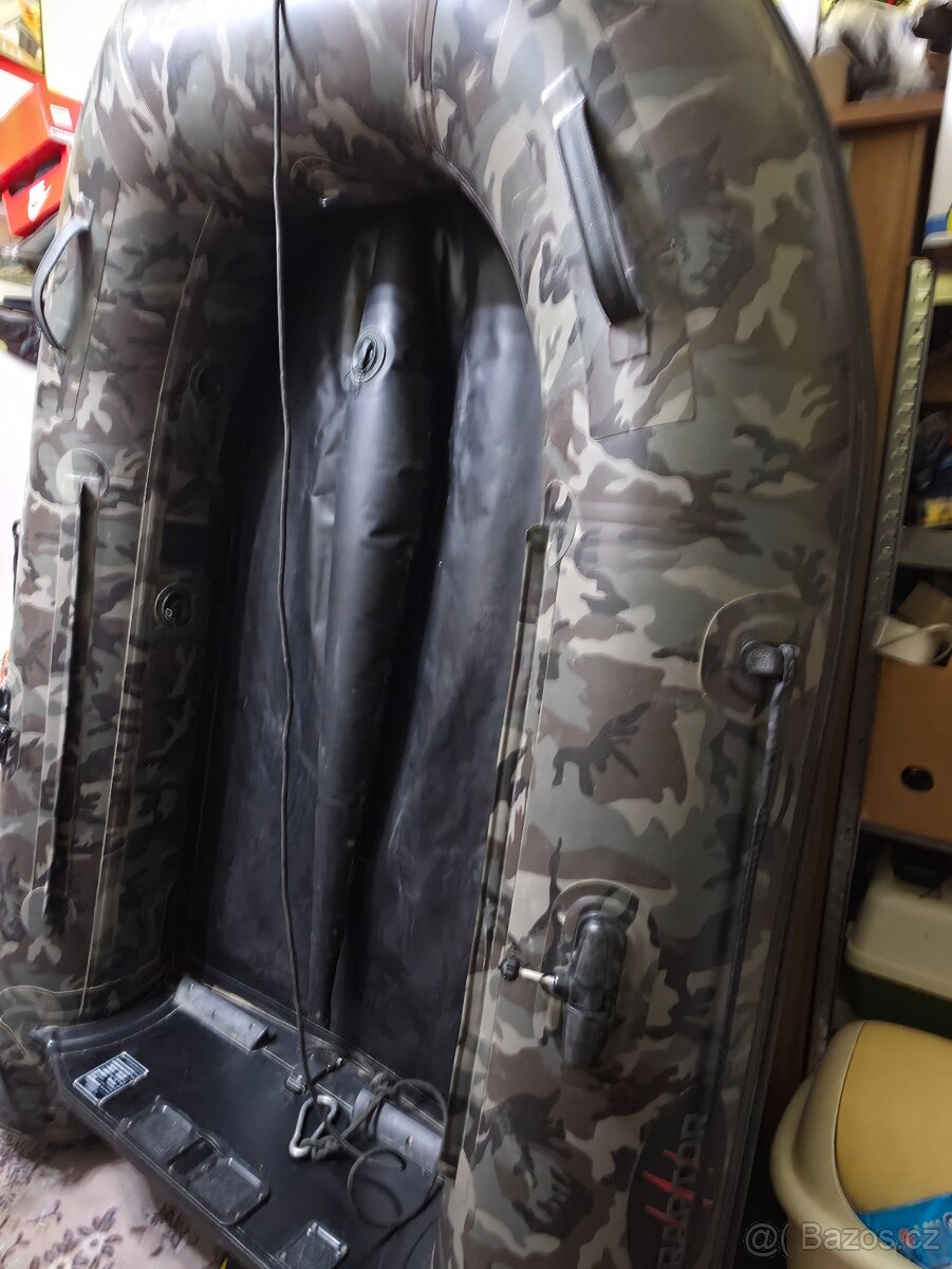 člun Raptor 230 camo