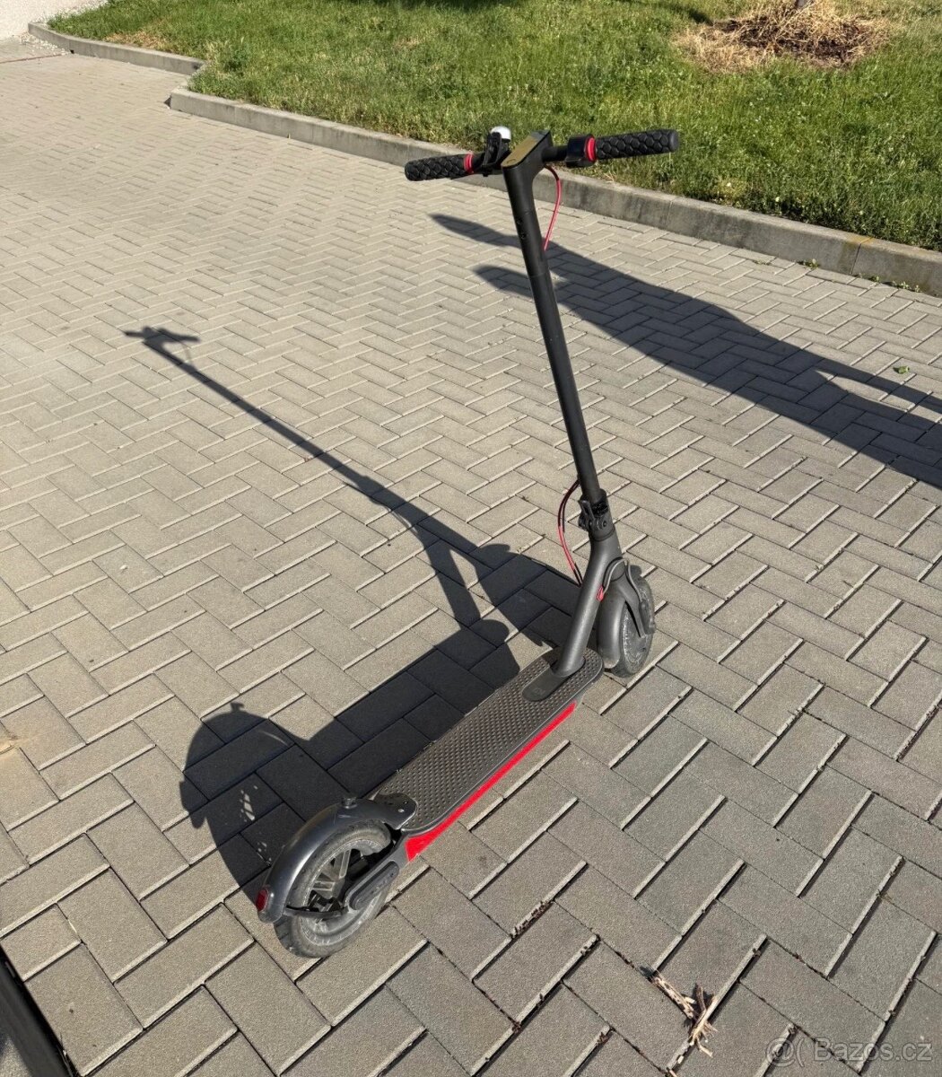 Xiaomi koloběžka