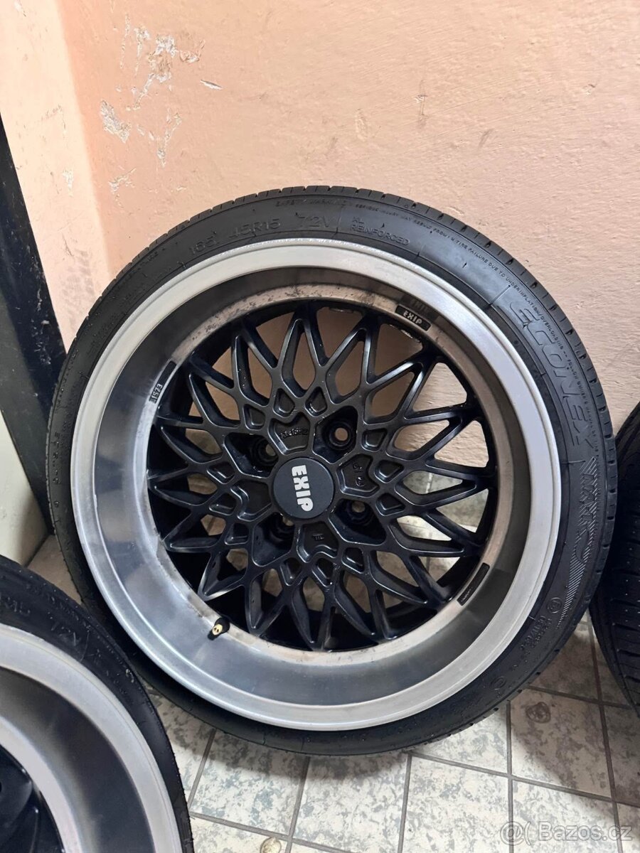 4x100 EXIP r15