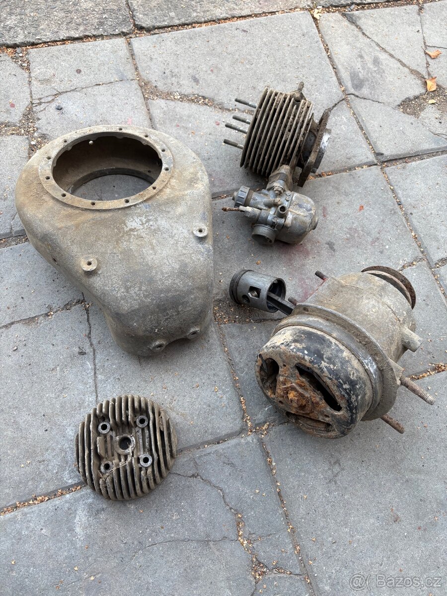 Stabilní motor ddr Simson