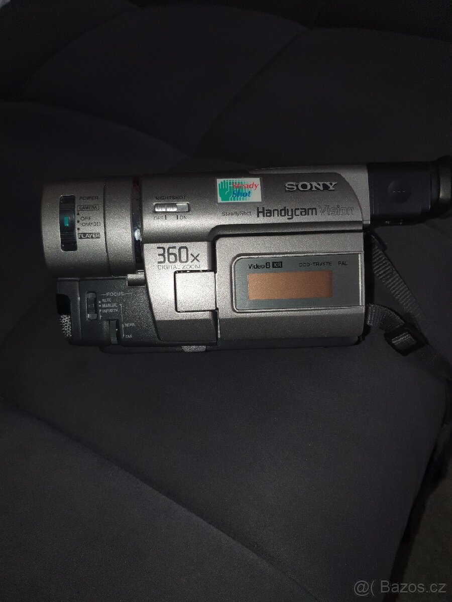 Retro Sony video camera recorder CCD-TRV 57E