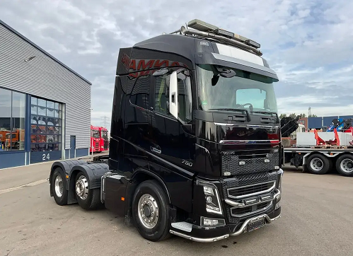 VOLVO FH16.750 6x4H - tahač návěsů Pusher