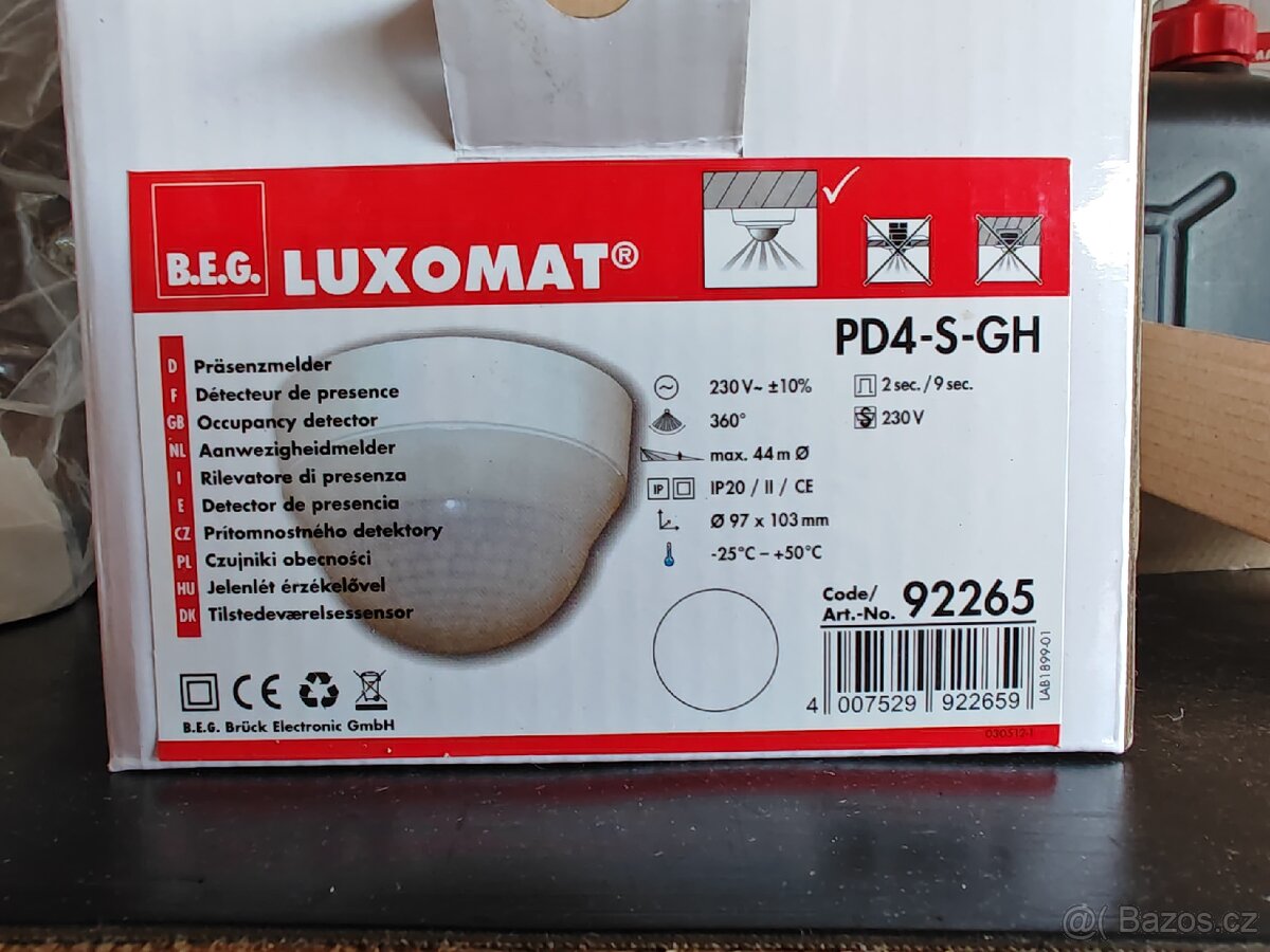 Přítomnostní detektor B.E.G. Luxomat PD4-S-GH 92265