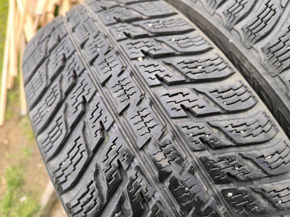 Nokian WR SUV 3 215/65/17