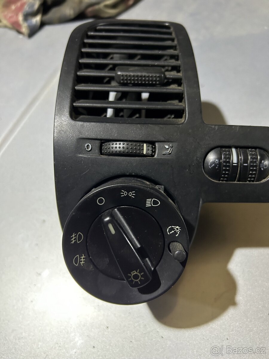 Vw Lupo celý set výdechů