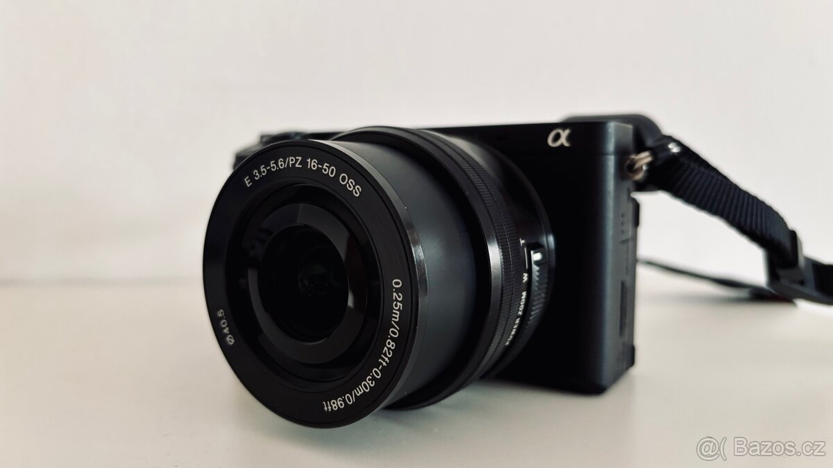 Sony A6400 + 16-50mm OSS, SD karta ZDARMA
