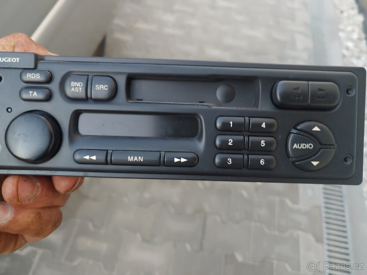 Autoradio - Peugeot 806 a Citroen Evasion