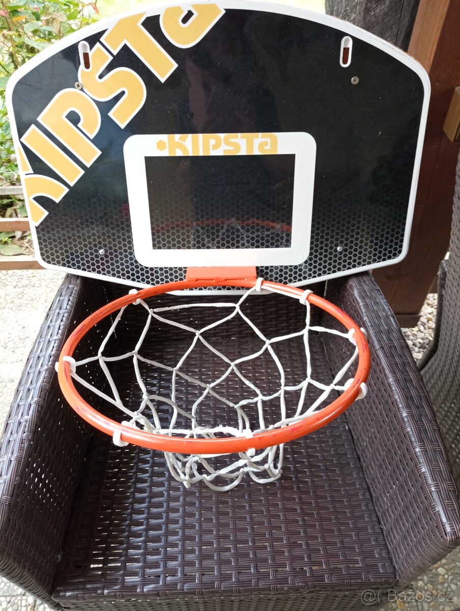 Basketbalový koš