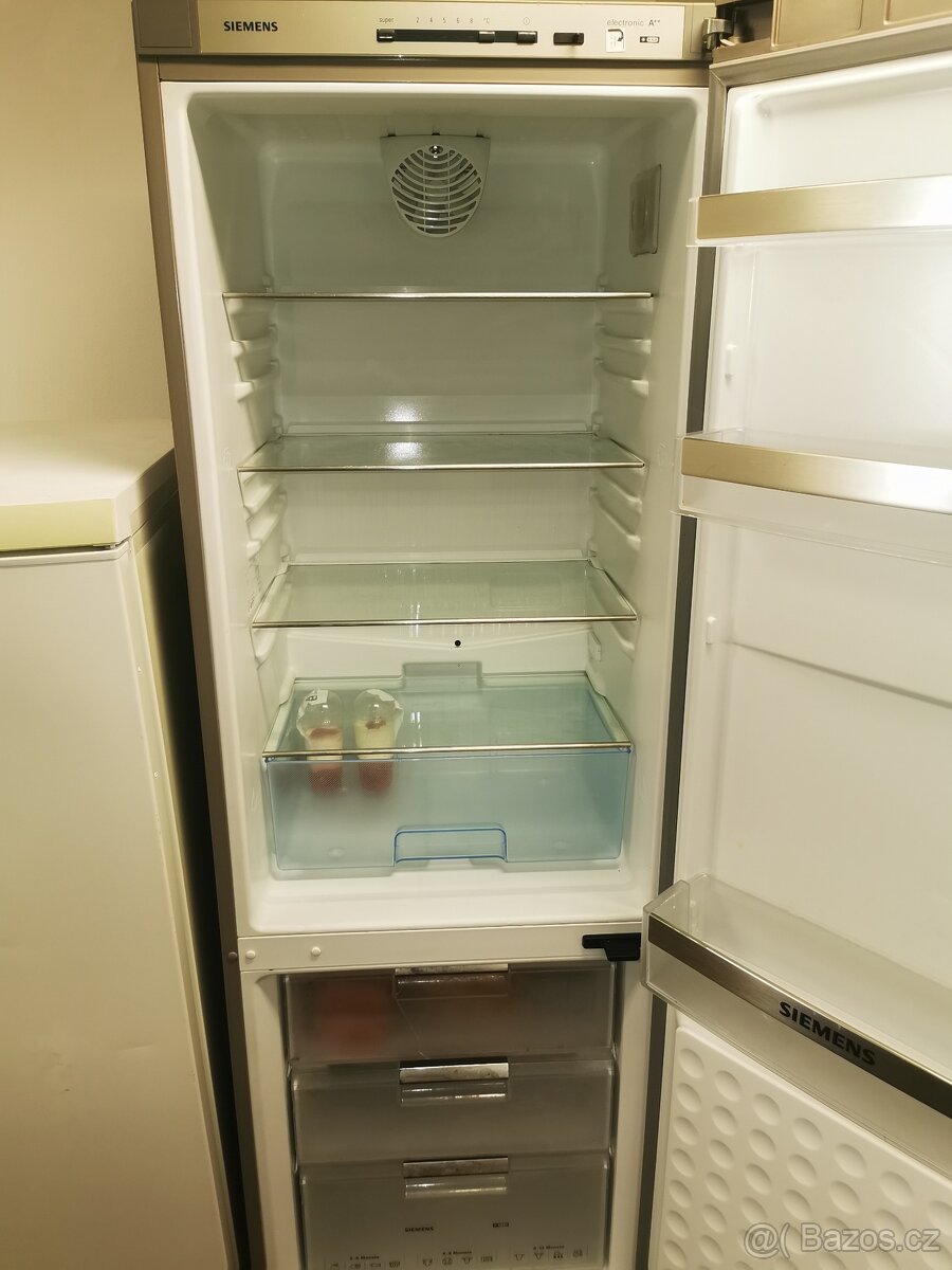 Prodám lednici siemens