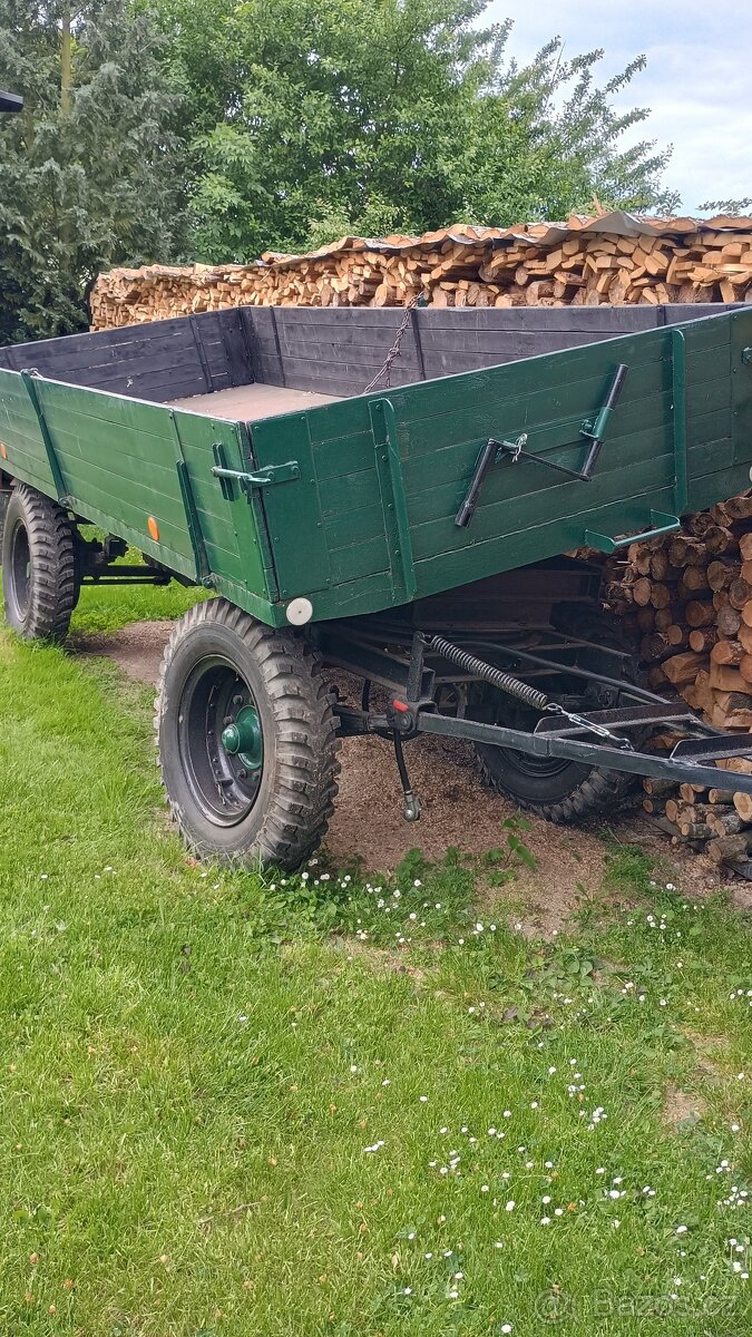 Vlek za traktor 5t
