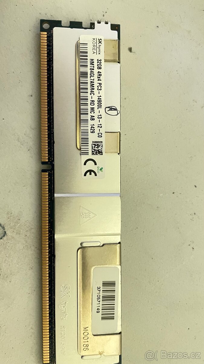 Paměť RAM DDR3 32GB 1866mhz LRDIMM Ecc do SERVERU