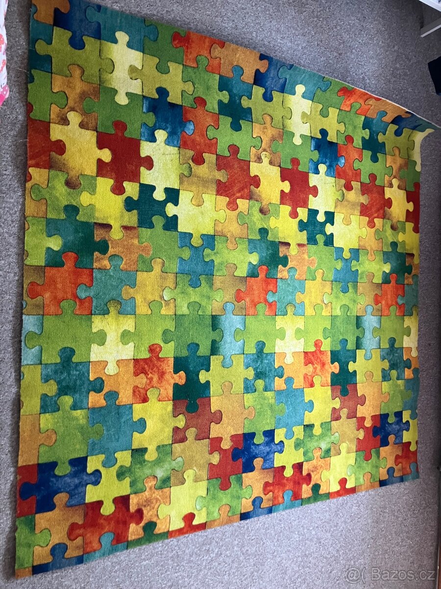 Dětský barevný koberec puzzle 200x200cm