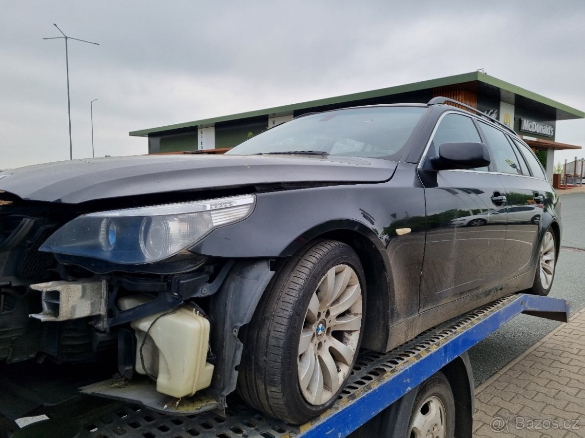 Bmw e61 530da 160 kw black sapphire