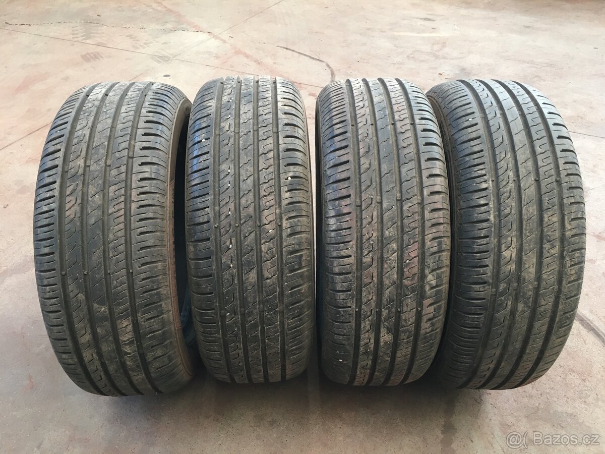 Barum Bravuris 5 205/60 R15