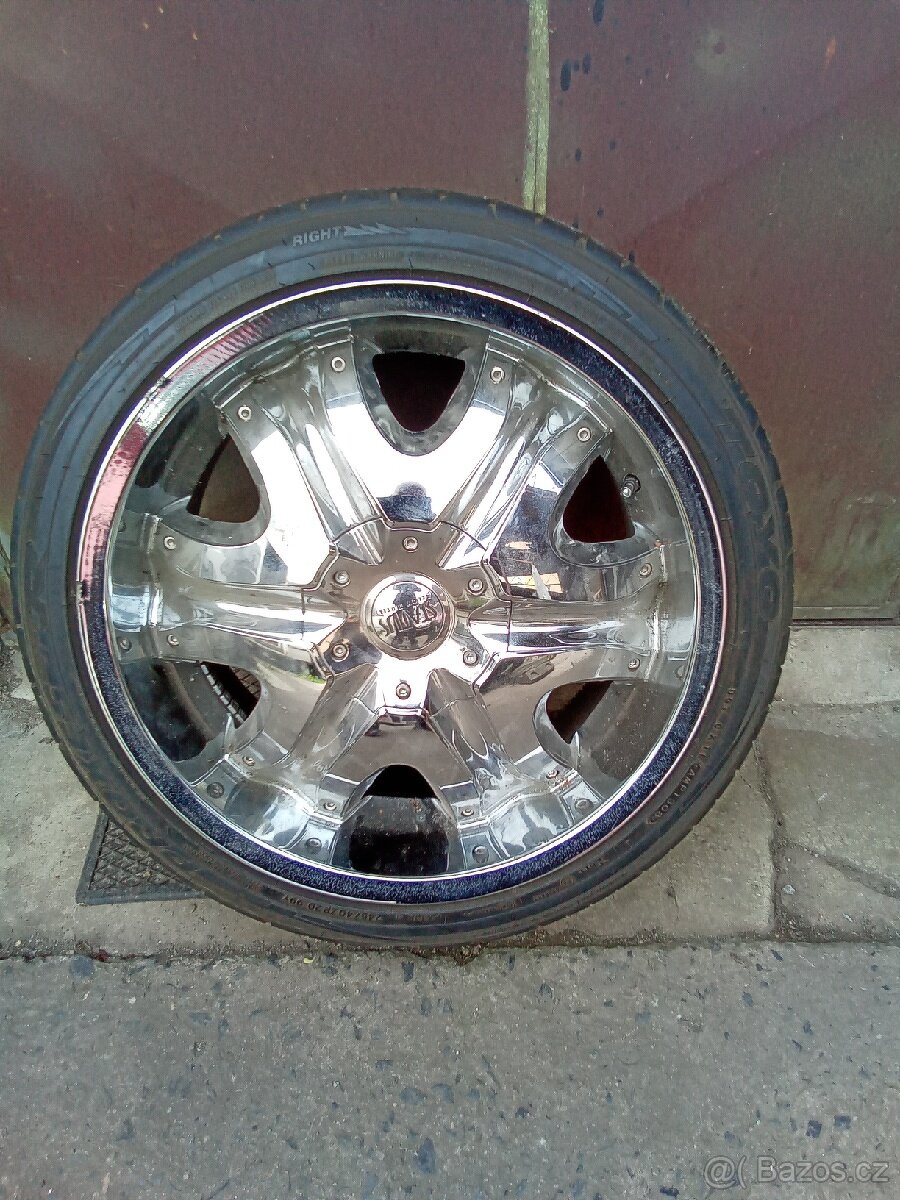 Al kola 20" x9 Dvojí rozteč 120. 128?