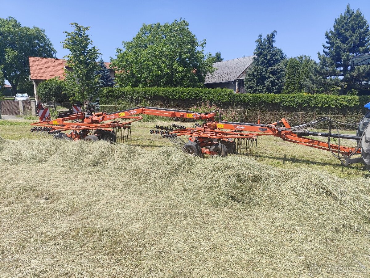 Shrnovač píce Claas KUHN GA 6632 Masterdrive
