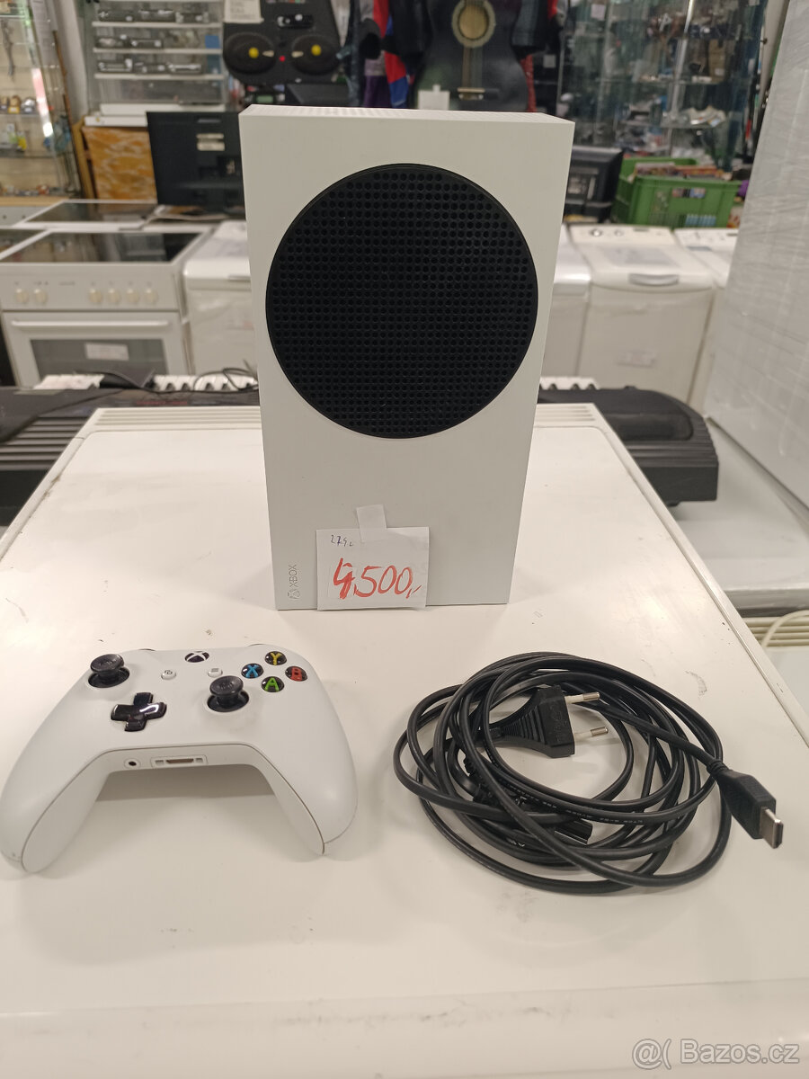 Microsoft Xbox Series S / 512 GB