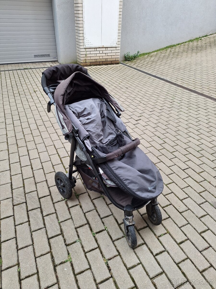 Sportovní kočárek JOIE Litetrax