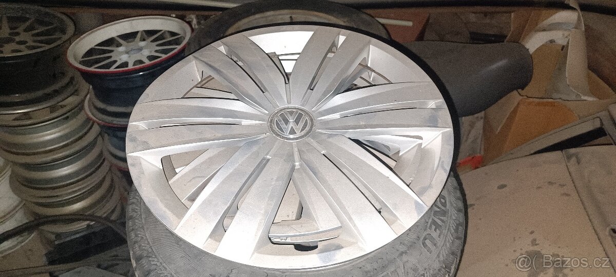 Poklice r16 vw Touran