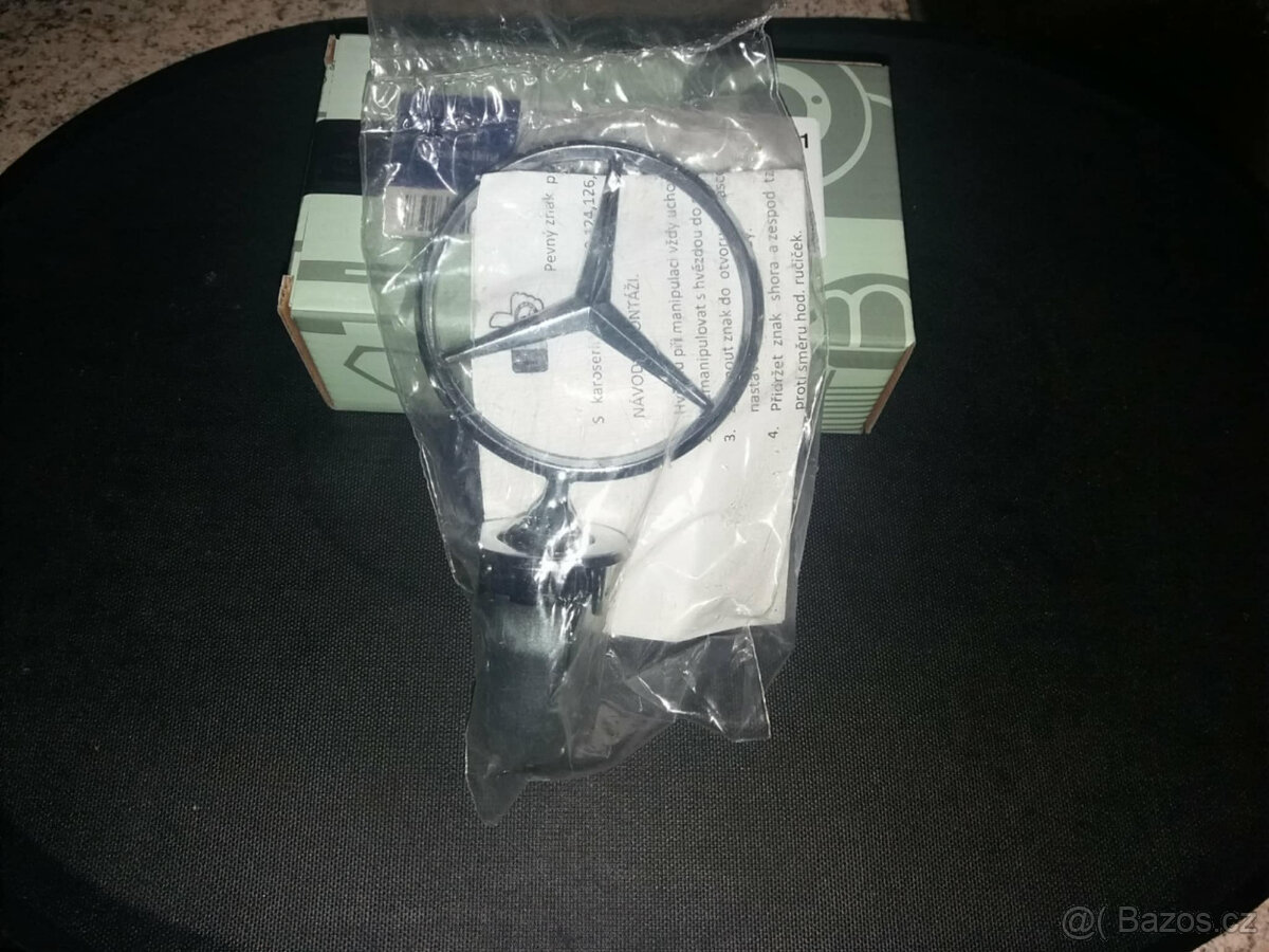 Mercedes - znak přední