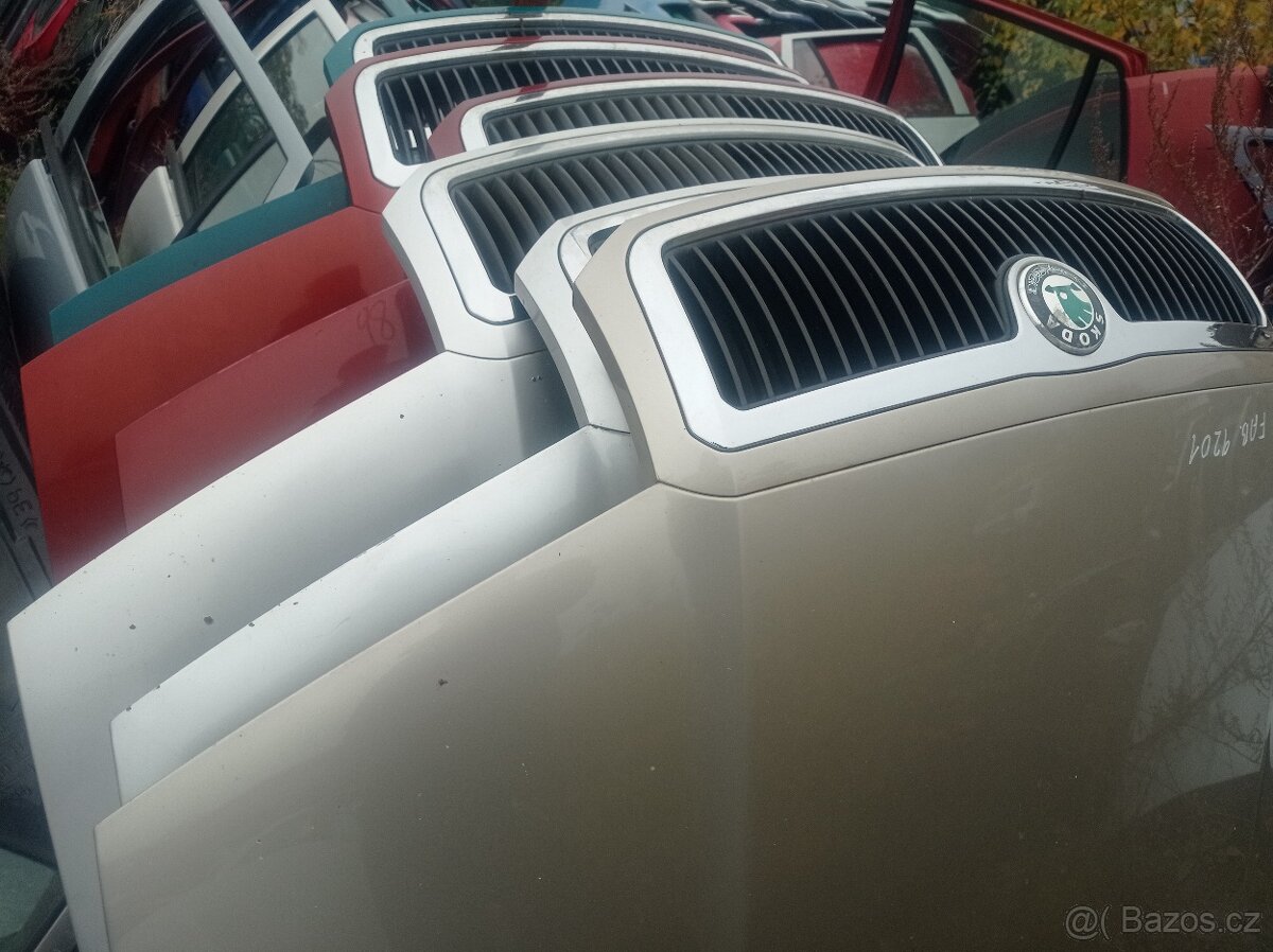 Kapota Škoda Fabia 1 různé barvy