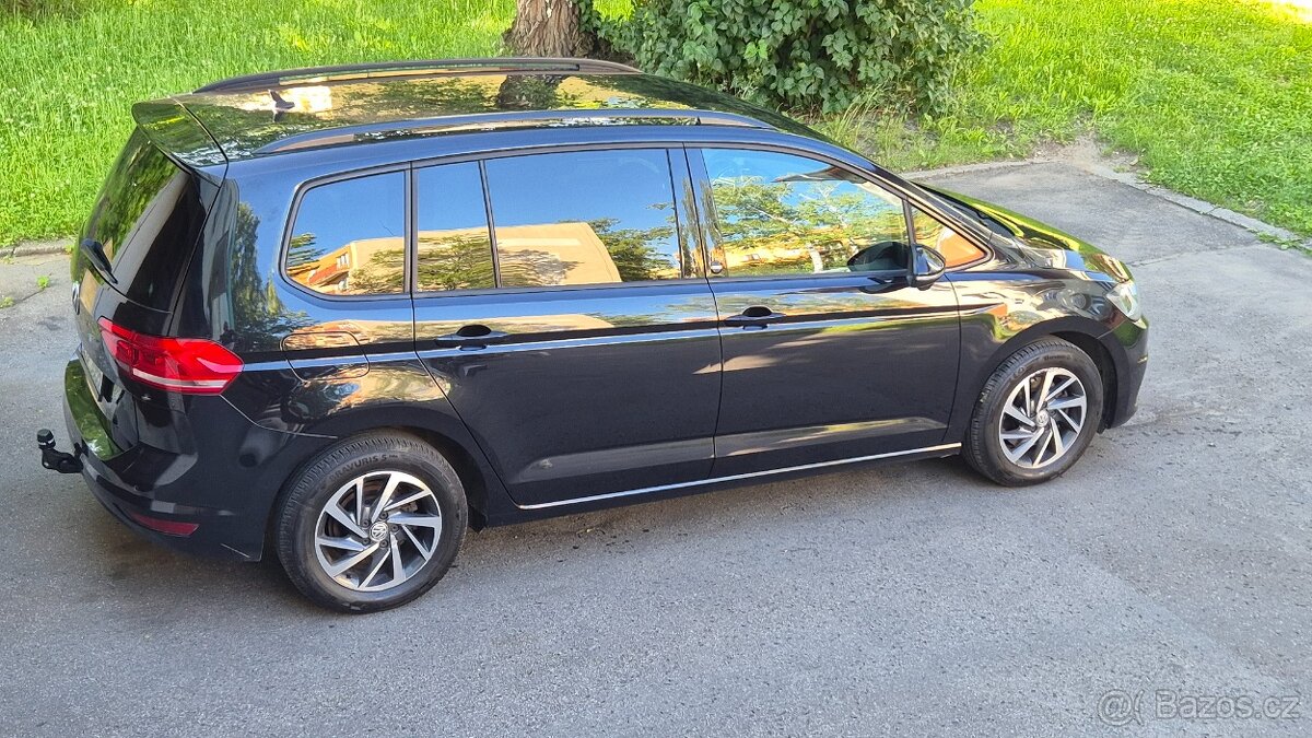 VW Touran 1.2 TSi/81KW,7 míst.Facelift,i výměna
