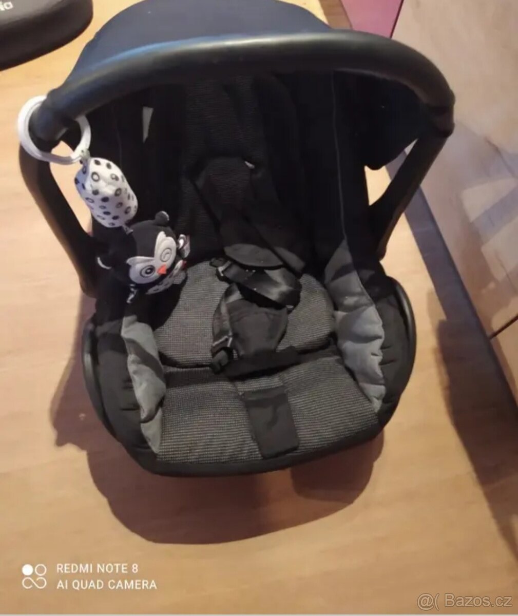 Autosedačka " vajíčko "