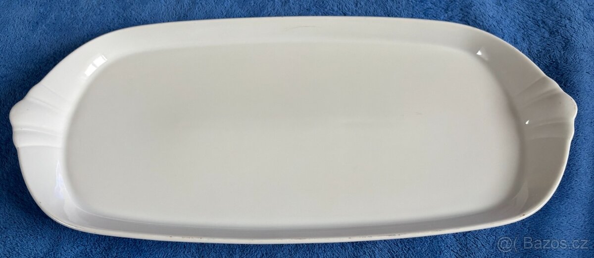 Porcelánový servírovací tác