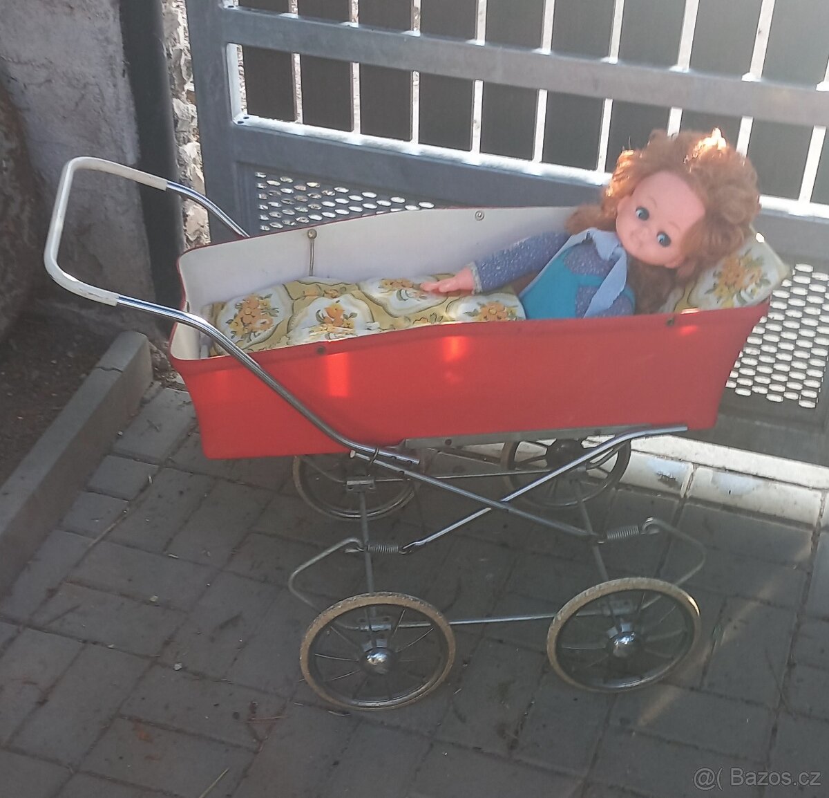 Retro kočárek