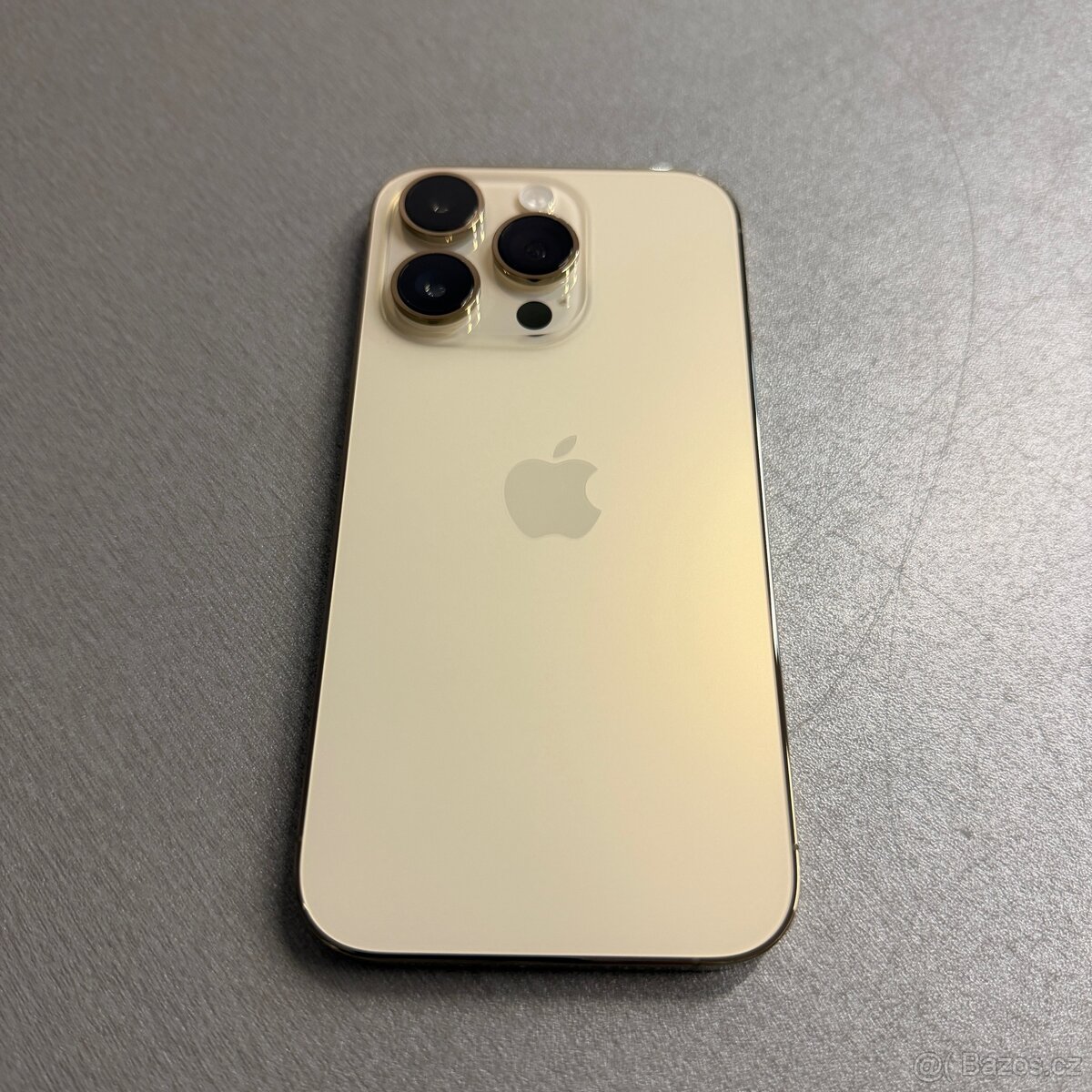iPhone 14 Pro 256GB gold, pěkný stav, 12 měsíců záruka