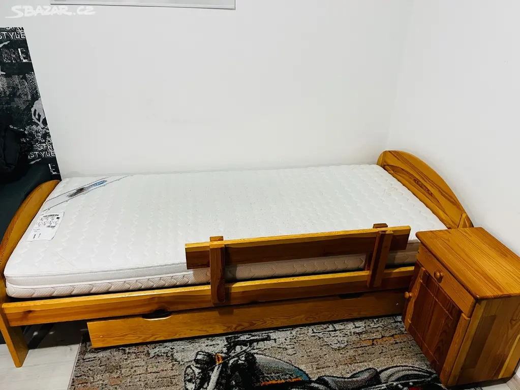 Postel masiv 90x200