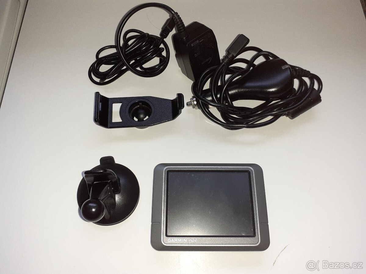 Navigace Garmin Nuvi 200