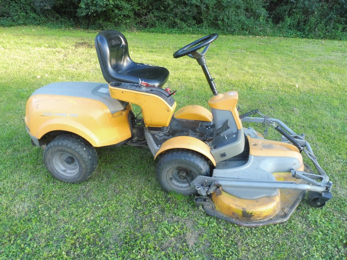 prodám sekačku - rider stiga park, pohon 4x4, 125cm