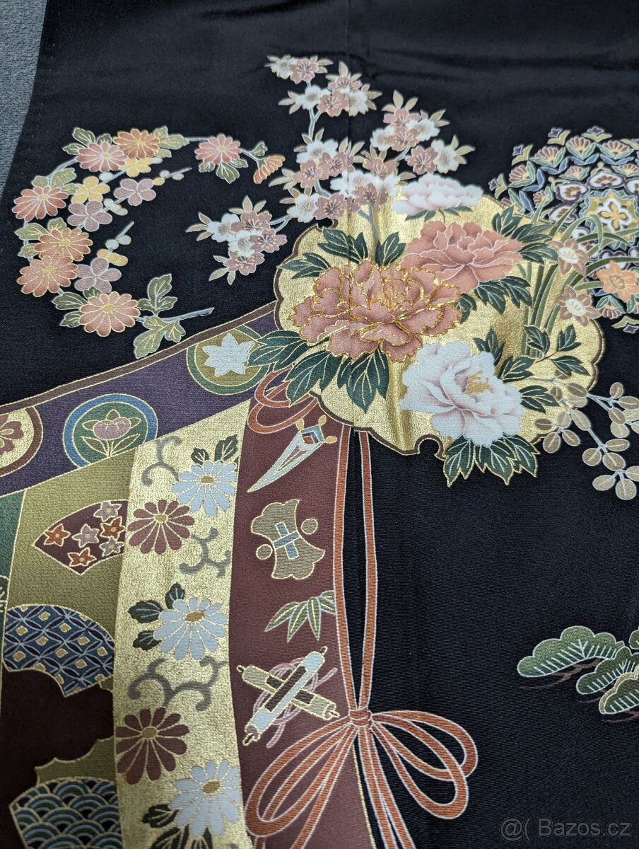 Černé dámské kimono Tomesode