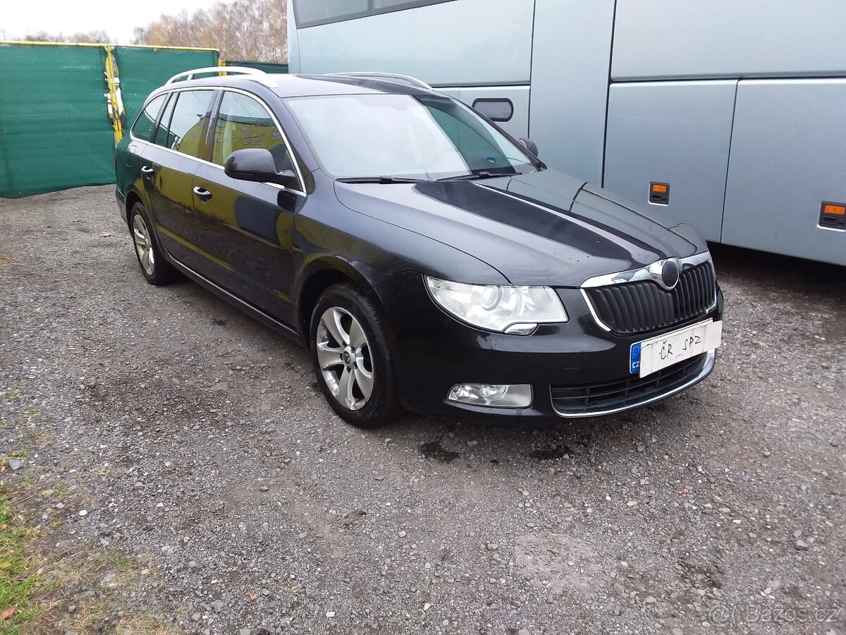 SUPERB II COMBI 2.0TDI 125KW,XENON,KLIMA,CHROM-PAKET,POJÍZDN